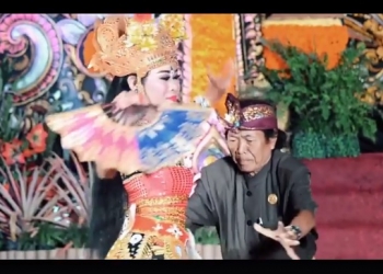 Lelaki yang Keliling Membonceng Grantang – [In Memoriam Ketut Jingga, Seniman Joged dari Runuh]