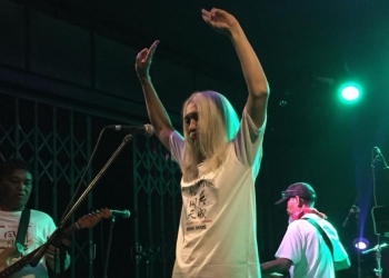 Bali Puisi Musik: Yang Kecil di Bumi Dibesarkan di Langit