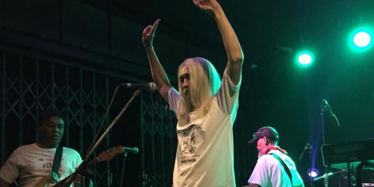 Bali Puisi Musik: Yang Kecil di Bumi Dibesarkan di Langit