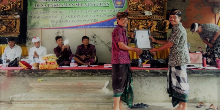 Terima Kasih, Saya Kuliah D3 Hingga S2 dengan Modal Pinjaman di LPD