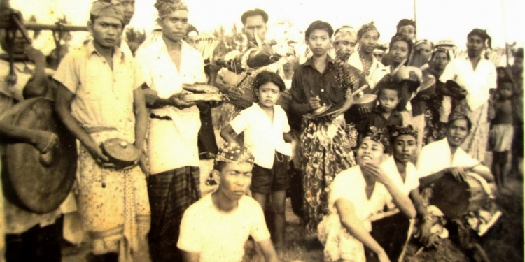 Upah “Negen Blesengan” Jadi Gamelan Gong Kebyar – [Nostalgia dari Serongga Tengah, Gianyar]