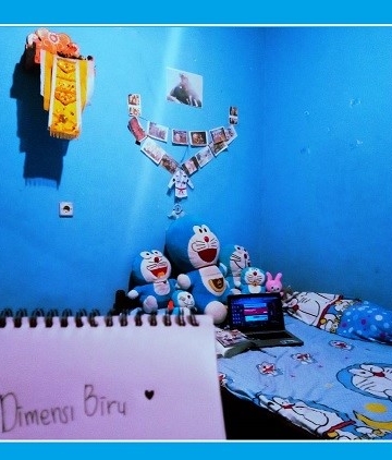 Dimensi Biru