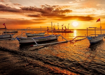 Puisi Adalah Keindahan, Semata-Mata Keindahan