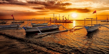 Puisi Adalah Keindahan, Semata-Mata Keindahan