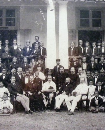 Sejarah Kesehatan dan Kebangkitan Nasional(isme) Indonesia
