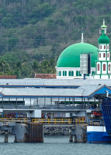 Idulfitri yang Berbeda & Kepura-puraan Kita