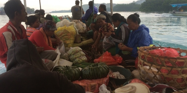 “Basa Nosa”, Bahasa Bali Dialek Nusa Penida yang Mirip Dialek Bali Aga?