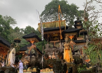Buda Kliwon Sinta di Gunung Lebah Ubud