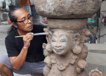 I Dewa Gede Soma Wijaya dan Patung Klasik yang Artistik