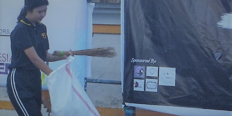 Aturan Baru, Kenapa Masih Bosan di Rumah?