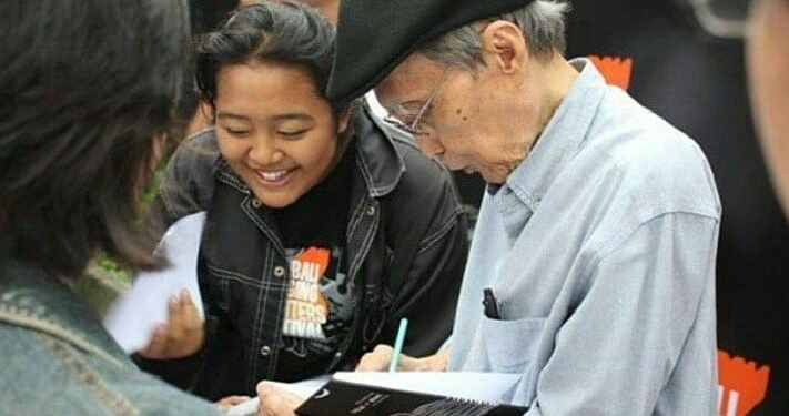 Yang Paling Sunyi Dari Bulan Juni || Mengenang Maestro Sapardi Djoko Damono