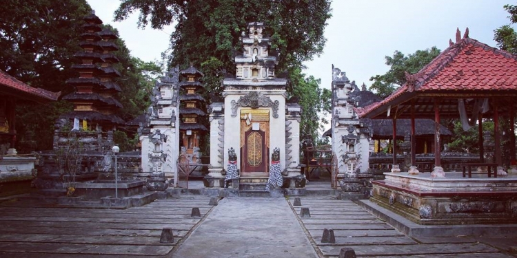 Cerita Purba di Sekitar Puncak Mundi, Nusa Penida