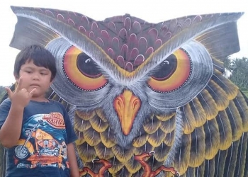 Pada Malam-malam Pandemi, Anak-anak Mewarnai Langit