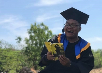 Hapuskan Stereotype “Rajin” Pada Orang yang Gemar Membaca