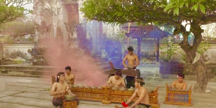 Oki Bujana dan Nuansa Tradisi dalam Electronic Dance Music