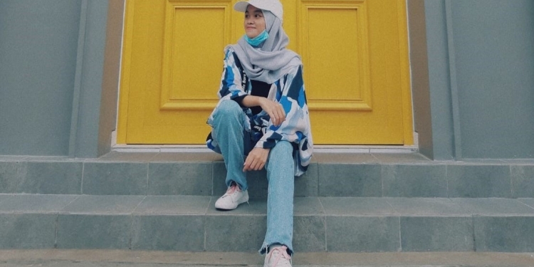 Mari Mengenal Strategi Kesantunan dan Prinsip Kesantunan dalam Pragmatik