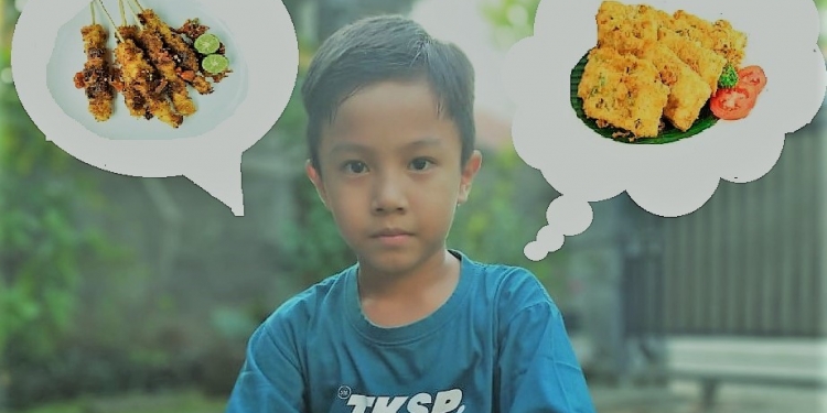 Gus Bass, Bumbu Sate dan Tempe | Catatan Orang Tua tentang Menu untuk Anak