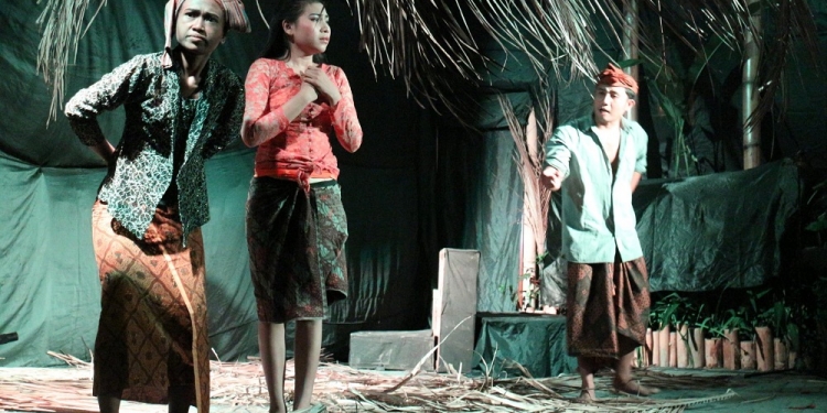 Mengenal Kembali Sosok Panji Tisna: Kaitan antara Biografi, Proses Kreatif, dan Karya-karyanya