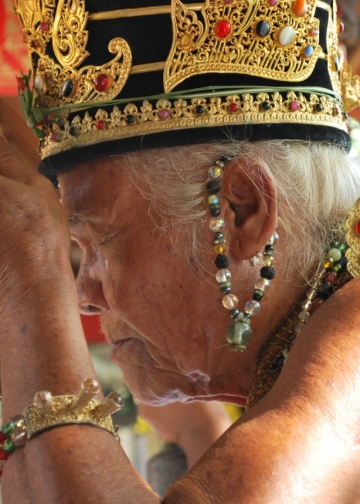 Bacaan Wajib Pendeta Hindu Bali
