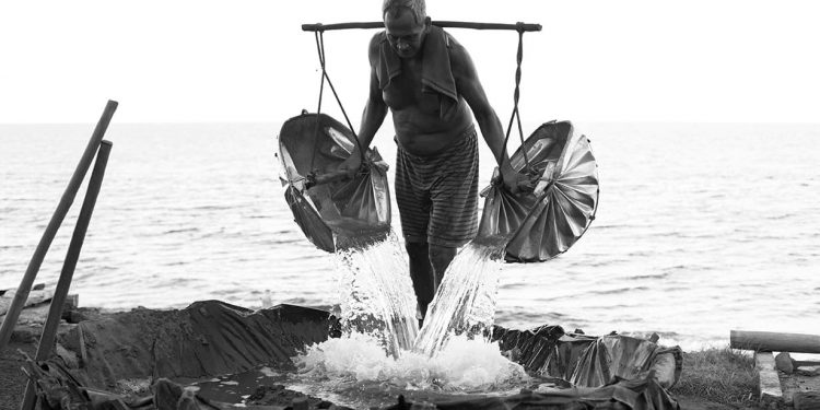 Petani Garam Desa Les | Berjaga Terus Pada Rasa Asin, Agar Tak Hambar Hidup Ini…