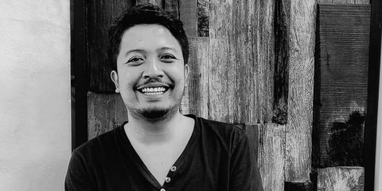 Wayan Sumahardika | PR Untuk Sastra Bali Modern yang Berada di Persimpangan