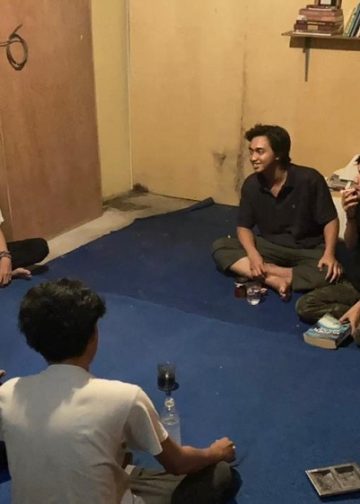 Bincang-Bincang Kecil Proses Menulis | Resah Penulis Sastra di Singaraja