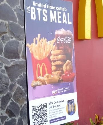 Mau Ajum, Ikut Ngantri BTS Meal | Eh, Akhirnya Beli Bakso Tepi Jalan