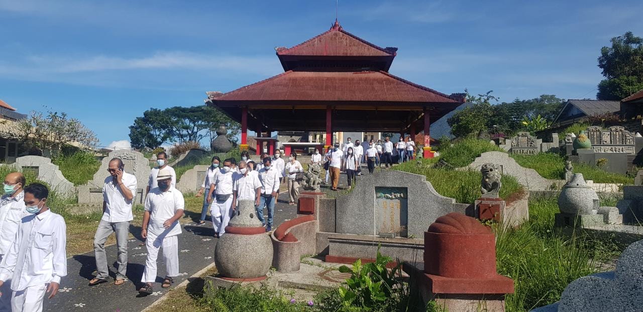 Melimpahlah Kenangan Baik Setelah Kepergian Bunda Erlina Kang Adiguna