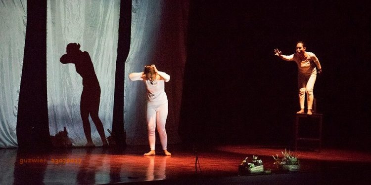 Teater Lama dan Teater Sebentar | Bagian II: Internalisasi