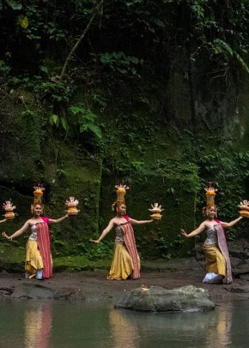 Perbawa Pepohonan, “Purwa Jiwa” Hingga “Purna Jiwa”
