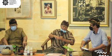 Membaca Gajah Mada di Sekitar Hari Kemerdekaan | Rembug Sastra Sarasastra Yayasan Janahita Mandala Ubud