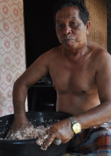 Asal-asal-usul Kata “Mebat”, “Lawar” dan “Komoh”