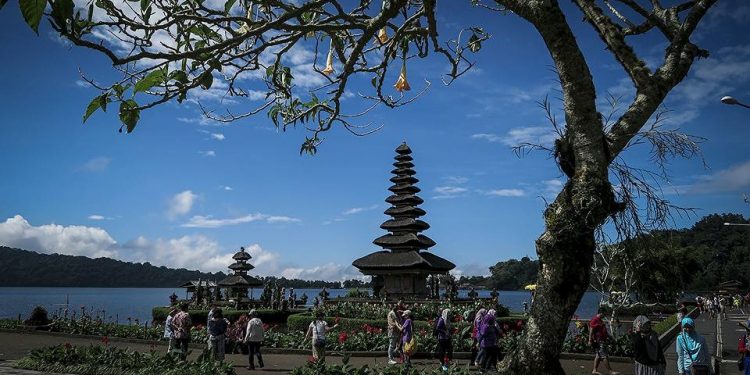 Recovery Pariwisata Pasca Pandemi: Belajar dari Kritik Pemulihan Pariwisata Pasca Bom Bali