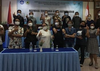 Serba-serbi Proses Penerjemahan Buku Sastra Bali Modern ke Bahasa Indonesia