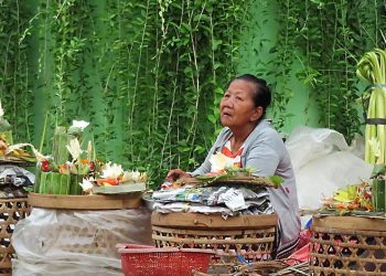 Tumpek Wariga, Ethos Kerja Respek pada Alam