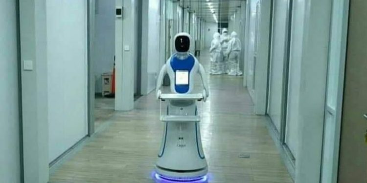 Kiprah Dunia Medis Sebelum, Saat, dan Setelah Pandemi Covid-19: Berdamai dengan Teknologi/Robot atau Punah