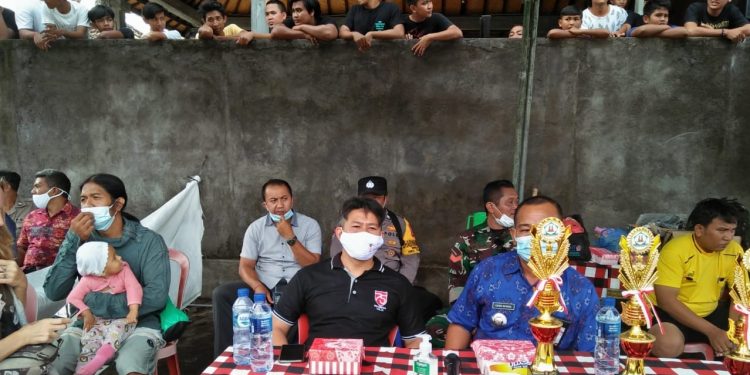 Warga Desa Les Akhirnya Punya Lapangan Olahraga dan Pertandingan Futsal pun Ramai