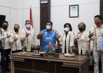 Bupati Suradnyana Minta Tim Ekraf Fasilitasi Kreativitas dan Legalitas Usaha untuk UMKM