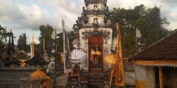 Dalem Dukut, Raja Nusa yang Tak Berdarah Nusa