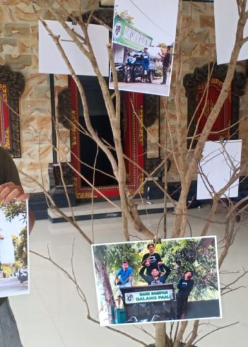 Abi Mantara | Fotografer Bank Sampah yang Pameran Foto di Bale Banjar