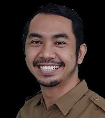 Weda Sanjaya, Peraih Hadiah Sastra Rancage 2022 | Ia Dengar Pengumuman Sambil Mengajar