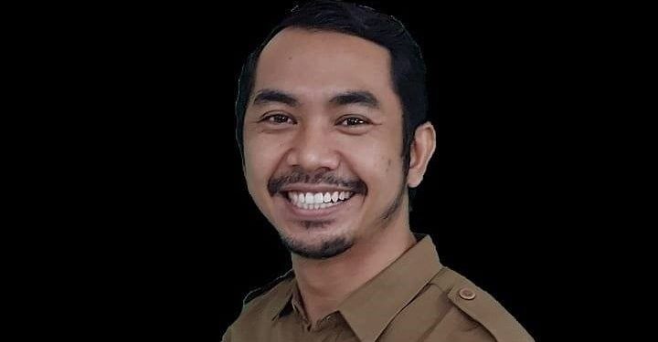 Weda Sanjaya, Peraih Hadiah Sastra Rancage 2022 | Ia Dengar Pengumuman Sambil Mengajar