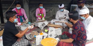 Konservasi  Lontar di Jembrana | Lontar di Dadya Kayu Selem Desa Budeng Sebagian Lapuk
