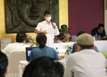 Bersinergi Majukan UMKM Buleleng: Kominfosanti Gelar Pelatihan, BRI Beri Modal Usaha