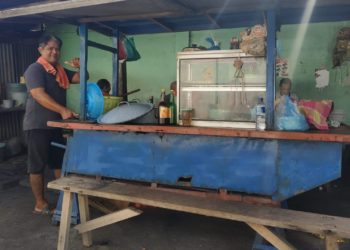 Bakwan Pak Kardi di Singaraja, Berdiri Sejak 1965, Enaknya Bertahan Hingga Kini