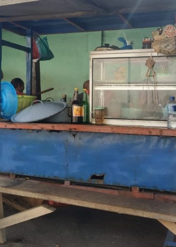Bakwan Pak Kardi di Singaraja, Berdiri Sejak 1965, Enaknya Bertahan Hingga Kini