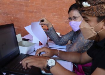 Aksara Bali di Ruang Publik | Yang Ditulis Suaranya, Bukan Menyalin Hurufnya