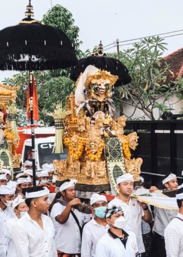 Pemuliaan Air Sebagai Sumber Kehidupan: Sebuah Pemaknaan dari Sapatedun Ida Betara Gunung Lebah ke Pura Payogan Agung