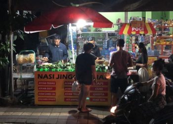 Bobit dari Les, Jual Nasi Jinggo di Denpasar | Omzet 90 Juta, Jika Sisa Digratiskan ke Pemulung