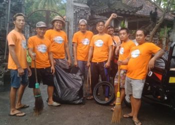 Dek Doll, Mantan Pekerja Kapal Pesiar, Membentuk Sebatu, Semeton Bani Tuyuh, di Desa Tembok